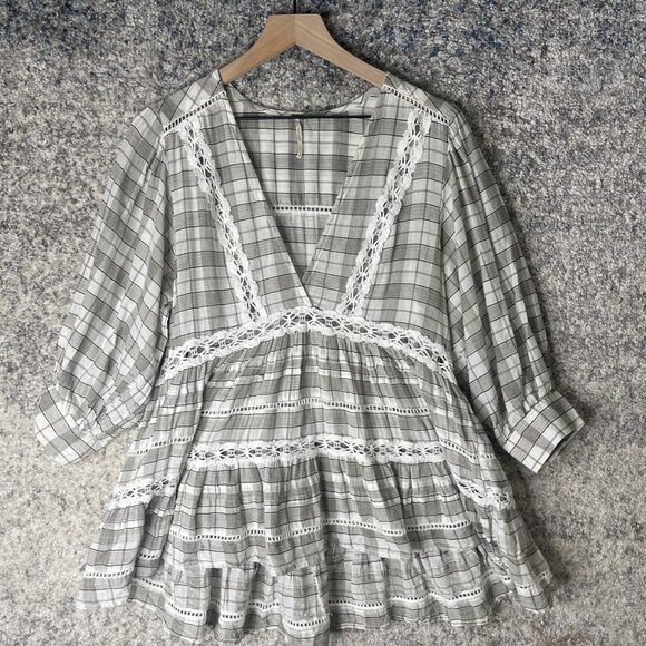 Free People Tunic Top Womens XS Gray Plaid Lace Trim Boho Peasant Tiered V Neck - Picture 1 of 6